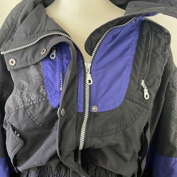 Snow/Ski Jumpsuit - Picture 5 of 12